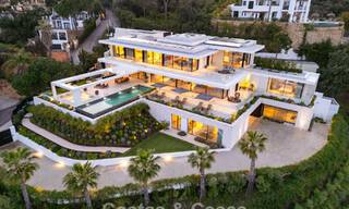 Sensationele moderne luxevilla te koop met zeezicht in “gated” El Madroñal in het gebied van Marbella - Benahavis 779433 