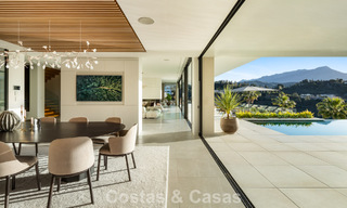 Sensationele moderne luxevilla te koop met zeezicht in “gated” El Madroñal in het gebied van Marbella - Benahavis 779437 