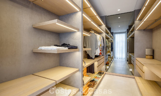 Sensationele moderne luxevilla te koop met zeezicht in “gated” El Madroñal in het gebied van Marbella - Benahavis 779452 