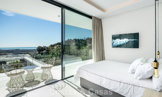 Sensationele moderne luxevilla te koop met zeezicht in “gated” El Madroñal in het gebied van Marbella - Benahavis 779457 