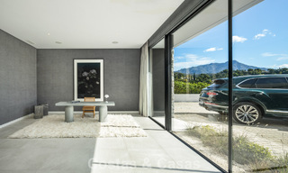 Sensationele moderne luxevilla te koop met zeezicht in “gated” El Madroñal in het gebied van Marbella - Benahavis 779458 