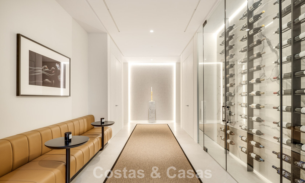 Sensationele moderne luxevilla te koop met zeezicht in “gated” El Madroñal in het gebied van Marbella - Benahavis 779467