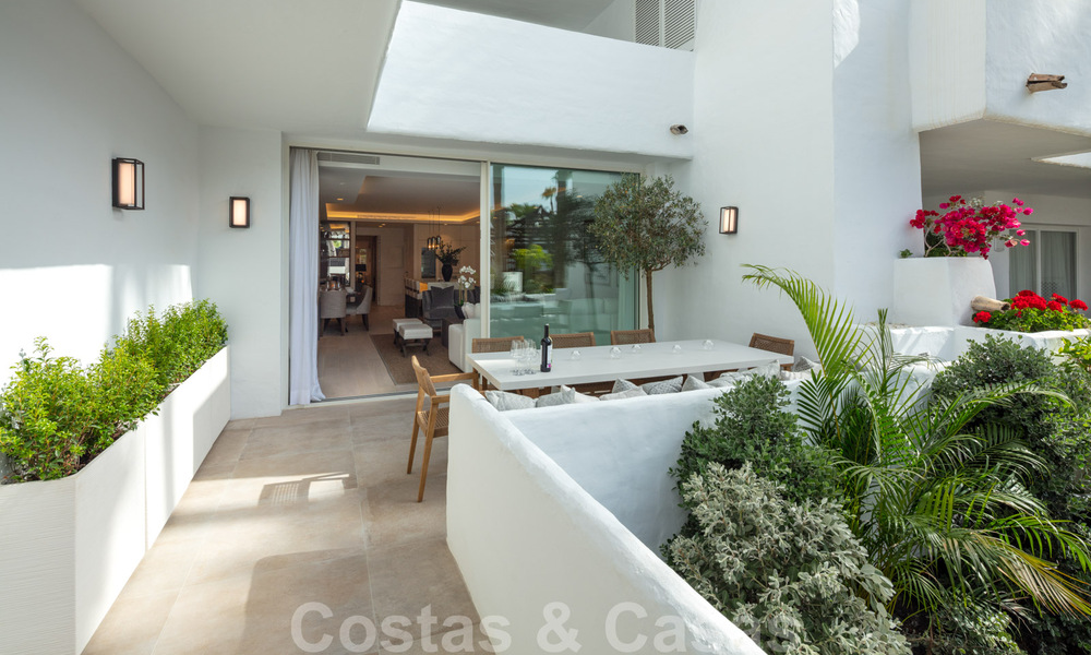 Luxueus gerenoveerd 4-slaapkamer appartement te koop in Puente Romano - Golden Mile, Marbella 35939