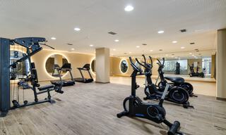 Instapklaar, nieuw modern appartement te koop in golfresort tussen Marbella en Estepona. Sterk verlaagd in prijs. 36002 