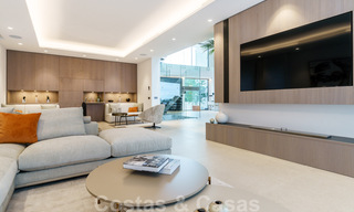 Nieuwbouw luxevilla te koop met zeezicht in het exclusieve La Zagaleta Golfresort, Benahavis - Marbella. Instapklaar. 40125 