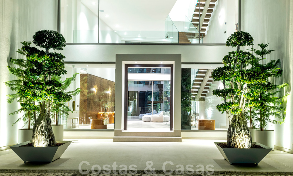 Nieuwbouw luxevilla te koop met zeezicht in het exclusieve La Zagaleta Golfresort, Benahavis - Marbella. Instapklaar. 40192