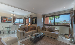 Penthouse met 5 slaapkamers te koop aan de strandzijde van de New Golden Mile, tussen Marbella en Estepona 36265 