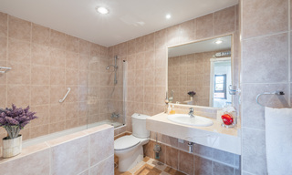 Penthouse met 5 slaapkamers te koop aan de strandzijde van de New Golden Mile, tussen Marbella en Estepona 36279 