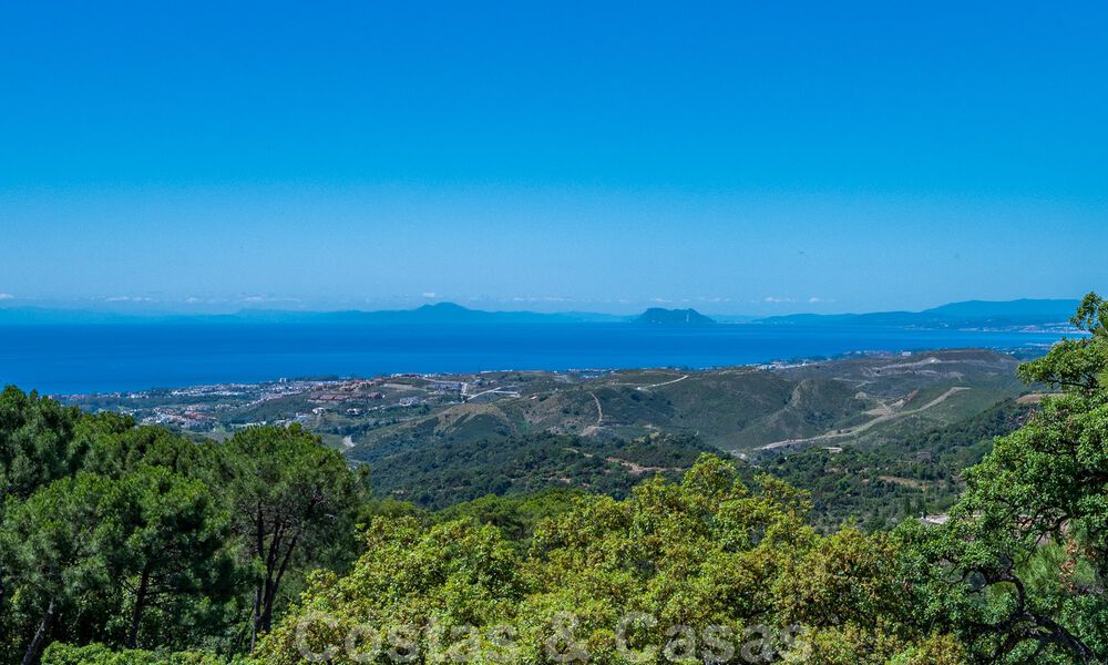 Stijlvolle rustieke luxevilla te koop met schitterend zeezicht in het exclusieve La Zagaleta Golfresort, Benahavis - Marbella 36281