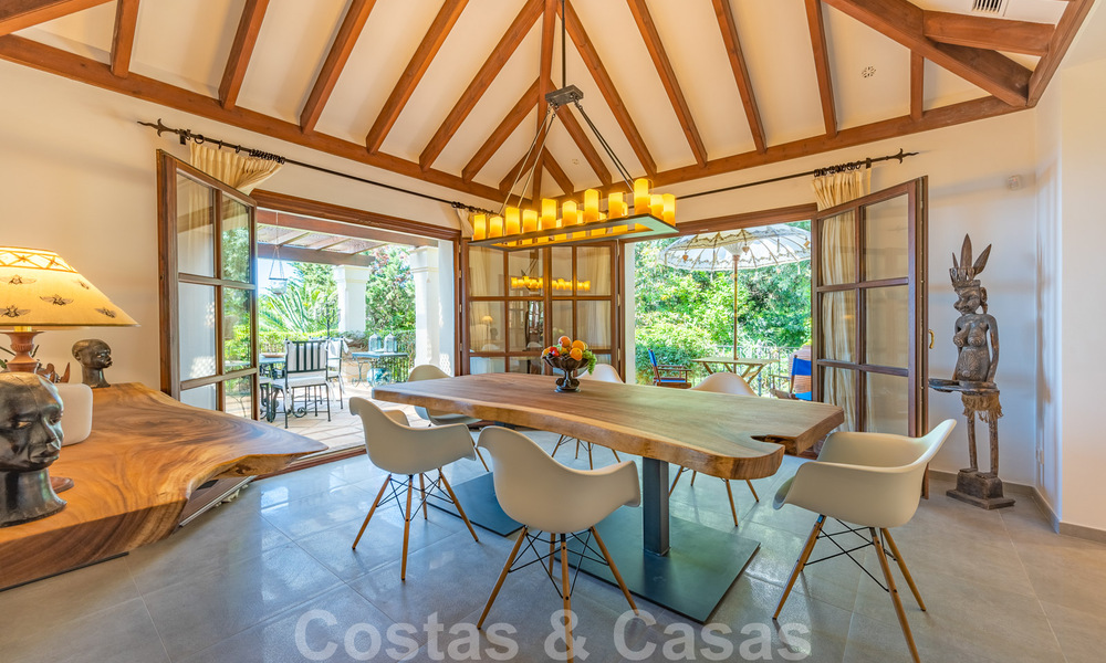 Stijlvolle rustieke luxevilla te koop met schitterend zeezicht in het exclusieve La Zagaleta Golfresort, Benahavis - Marbella 36297