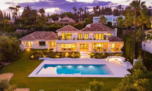 Zeer ruime luxevilla te koop in een Mediterrane stijl met een eigentijds design interieur in de Golf Vallei van Nueva Andalucia, Marbella 36531