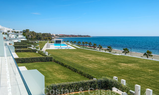 Emare te koop: exclusieve, instapklare, moderne eerstelijnsstrand appartementen te koop, New Golden Mile, Marbella - Estepona 36869 