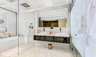 Strak modern, eerstelijnsstrand luxeappartement te koop in Emare, New Golden Mile, tussen Marbella en Estepona 36939 