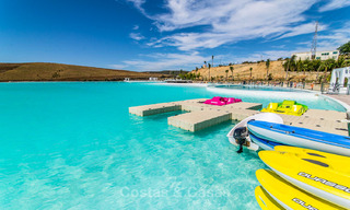 Moderne luxe appartementen te koop in een exclusief complex met privé lagune aan de Costa del Sol 37095 