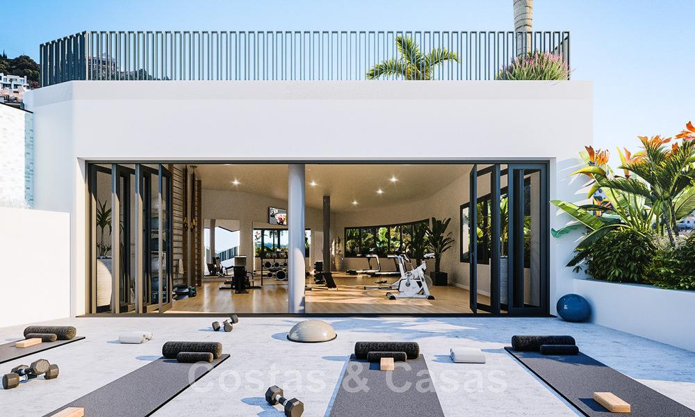 Nieuw hedendaags designproject met luxe appartementen te koop met prachtig zeezicht in Oost Marbella 47631