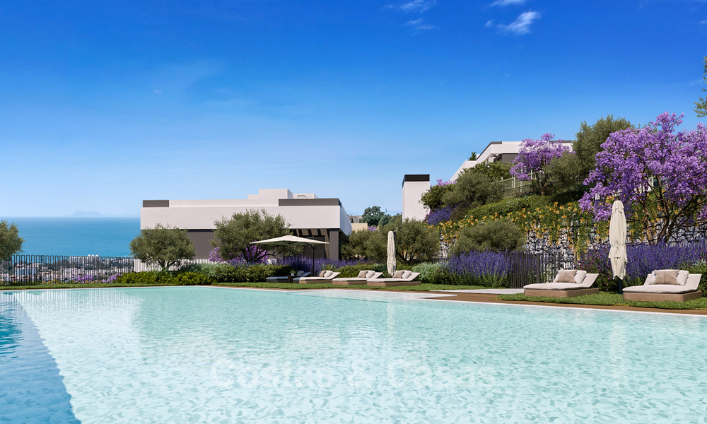 Nieuw hedendaags designproject met luxe appartementen te koop met prachtig zeezicht in Oost Marbella 800523