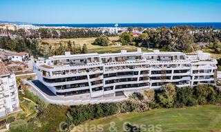 Frontline Golf, moderne luxe appartementen te koop, op loopafstand van voorzieningen in Guadalmina en San Pedro in Marbella 37408 