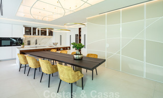 Instapklare, nieuwe moderne designvilla te koop in zeer gewilde strandwijk net ten oosten van Marbella centrum 37577 