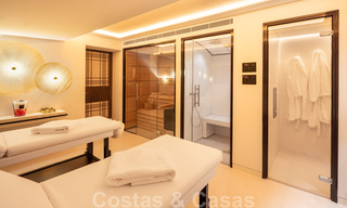 Instapklare, nieuwe moderne designvilla te koop in zeer gewilde strandwijk net ten oosten van Marbella centrum 37582 