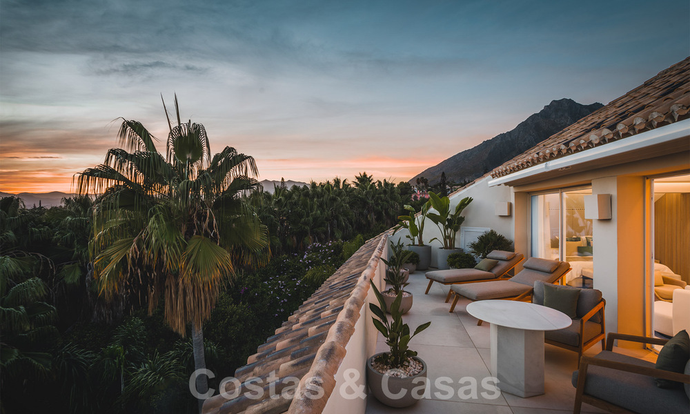 Luxe penthouse te koop met zeezicht in een chic complex aan de Golden Mile in Marbella 37762