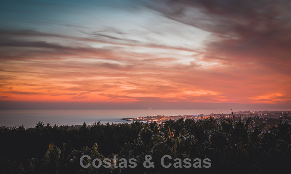 Luxe penthouse te koop met zeezicht in een chic complex aan de Golden Mile in Marbella 37770