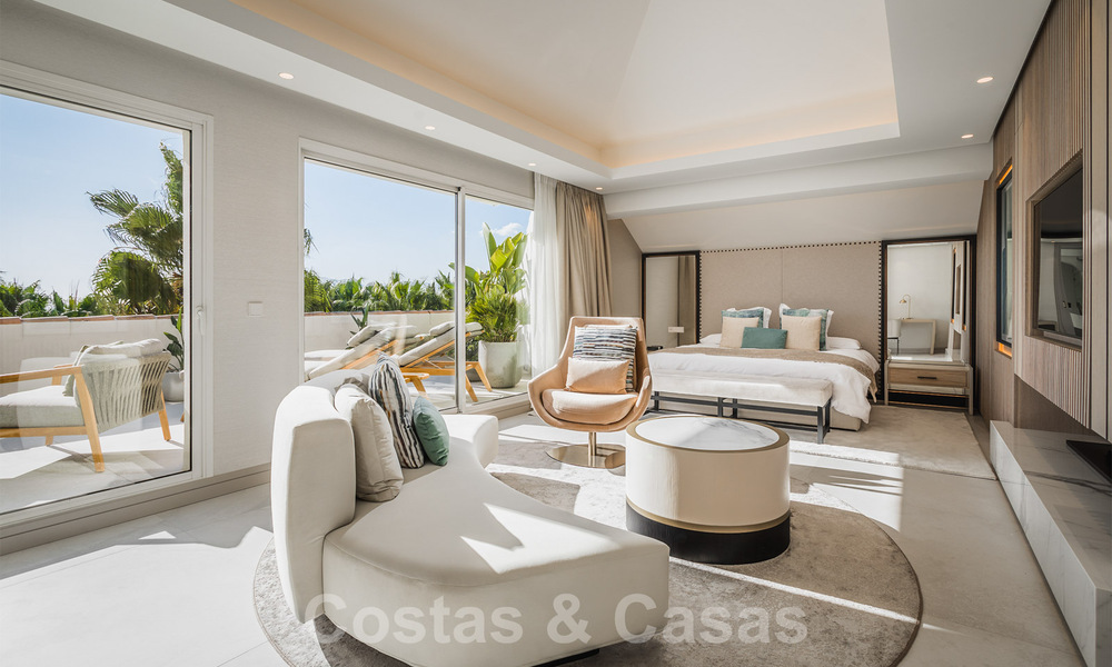 Luxe penthouse te koop met zeezicht in een chic complex aan de Golden Mile in Marbella 37775