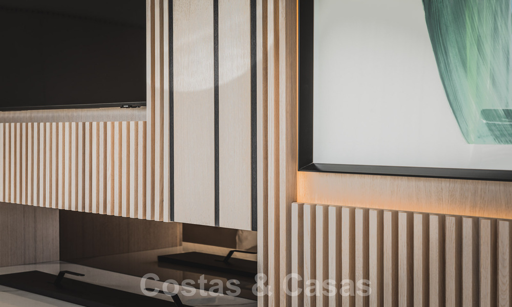 Luxe penthouse te koop met zeezicht in een chic complex aan de Golden Mile in Marbella 37777