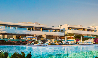 Dunique - Marbella, een beachfront nieuwbouwproject. Innovatieve luxe appartementen en villa´s te koop in een eerstelijns strandcomplex in Marbella 37845 