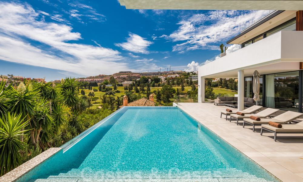 Instapklare, designvilla te koop, met prachtig golfzicht, in een prestigieuze golfwijk in Benahavis - Marbella 38151