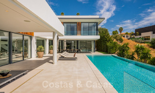 Instapklare, designvilla te koop, met prachtig golfzicht, in een prestigieuze golfwijk in Benahavis - Marbella 38155 