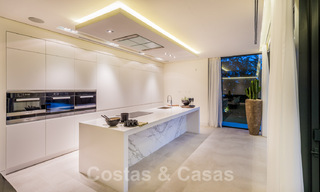 Instapklare, designvilla te koop, met prachtig golfzicht, in een prestigieuze golfwijk in Benahavis - Marbella 38157 