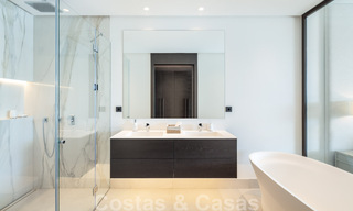 Instapklaar, magnifiek, exclusief duplex appartement te koop in Marbella, Golden Mile 38163 