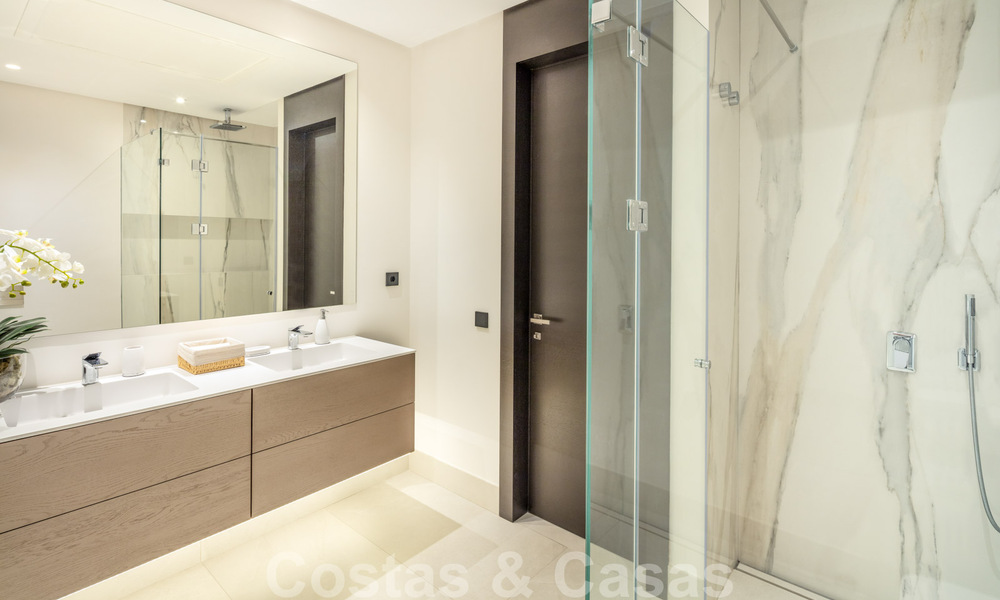 Instapklaar, magnifiek, exclusief duplex appartement te koop in Marbella, Golden Mile 38172