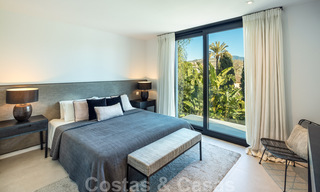Elegante, zeer stijlvolle luxevilla te koop in het hart van de Golf Vallei in Nueva Andalucia te Marbella 38203 