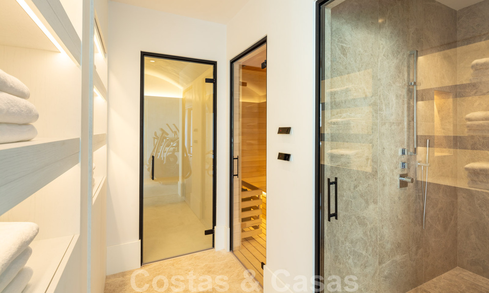 Instapklare, nieuwe luxevilla te koop met panoramisch zeezicht, in een eersteklas golfresort, Benahavis - Marbella 38550