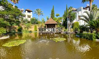 Prachtig, hedendaags penthouse te koop met panoramisch uitzicht op zee in een afgeschermd complex in het exclusieve Benahavis - Marbella 38589 