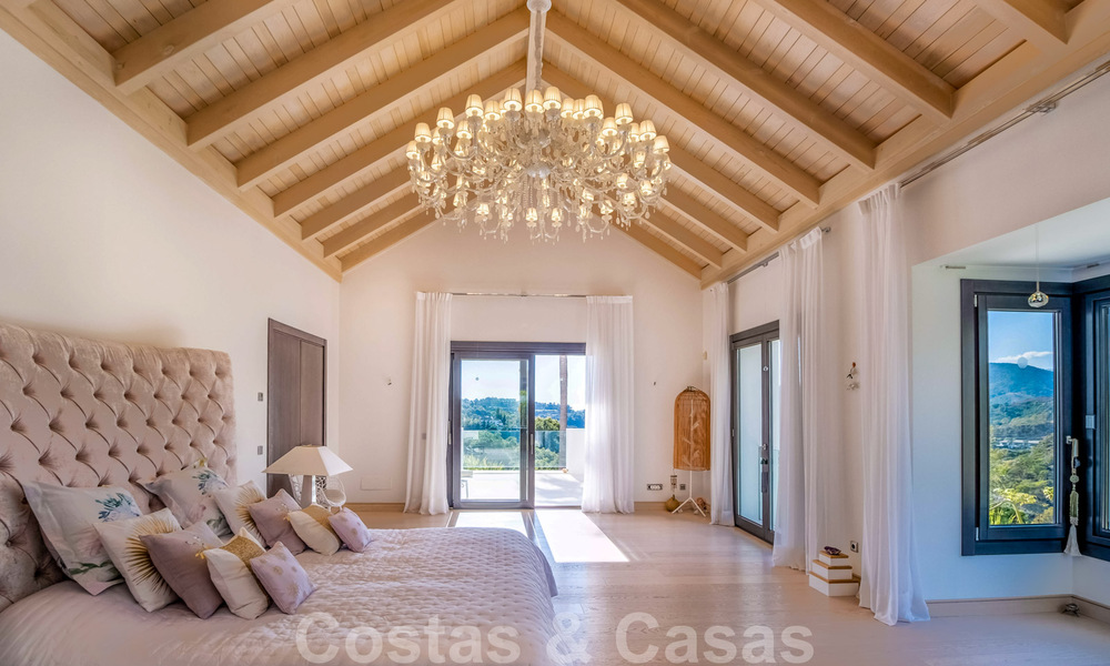 Eigentijdse luxevilla te koop in eerstelijns golf met een prachtig uitzicht in het exclusieve La Zagaleta Golfresort, Benahavis - Marbella 38666