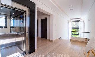 Eigentijdse luxevilla te koop in eerstelijns golf met een prachtig uitzicht in het exclusieve La Zagaleta Golfresort, Benahavis - Marbella 38674 