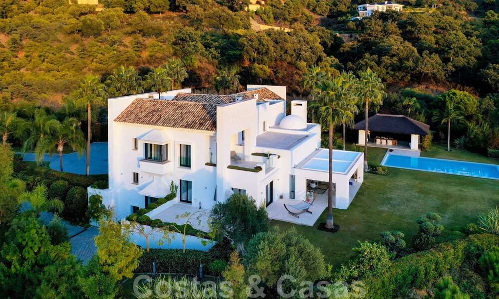 Eigentijdse luxevilla te koop in eerstelijns golf met een prachtig uitzicht in het exclusieve La Zagaleta Golfresort, Benahavis - Marbella 38709