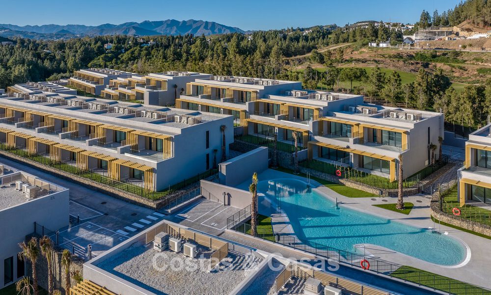 Instapklaar, nieuwbouwproject met luxewoningen te koop, eerstelijns golf in Mijas, Costa del Sol 805095