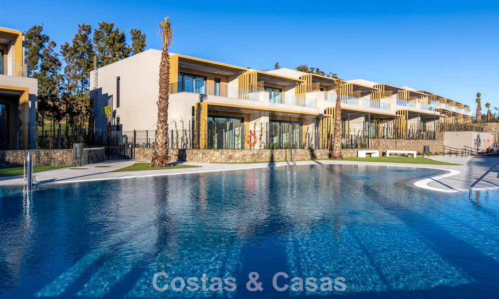 Instapklaar, nieuwbouwproject met luxewoningen te koop, eerstelijns golf in Mijas, Costa del Sol 805099