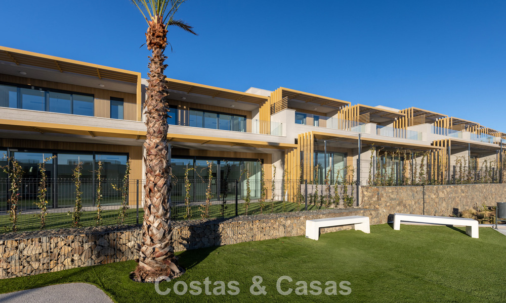 Instapklaar, nieuwbouwproject met luxewoningen te koop, eerstelijns golf in Mijas, Costa del Sol 805100