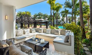 Luxueus gerenoveerd, hedendaags appartement met prachtig uitzicht op de tuin te koop in Puente Romano - Golden Mile, Marbella 38914 