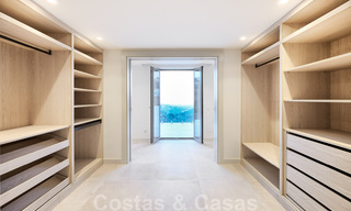 Majestueuze, hedendaagse, mediterrane luxevilla te koop met zeezicht in het exclusieve El Madroñal in Benahavis - Marbella 38852 
