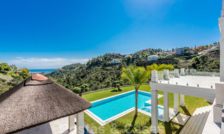 Majestueuze, hedendaagse, mediterrane luxevilla te koop met zeezicht in het exclusieve El Madroñal in Benahavis - Marbella 38885 