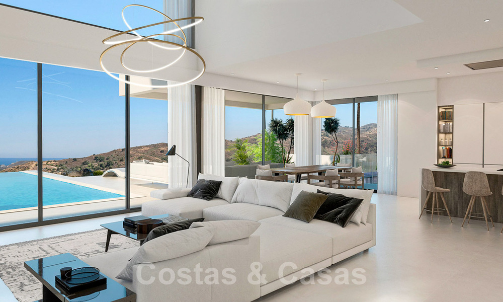 Moderne, luxevilla te koop in een golfresort in Mijas aan de Costa del Sol met panoramisch uitzicht op het landschap en de zee 38940