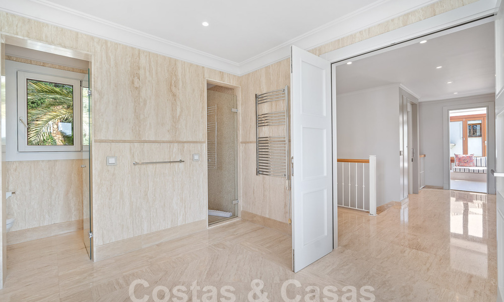 Majestueus, vorstelijk landgoed te koop met gastenverblijven en omringd door golfbanen in Benahavis - Marbella 55951