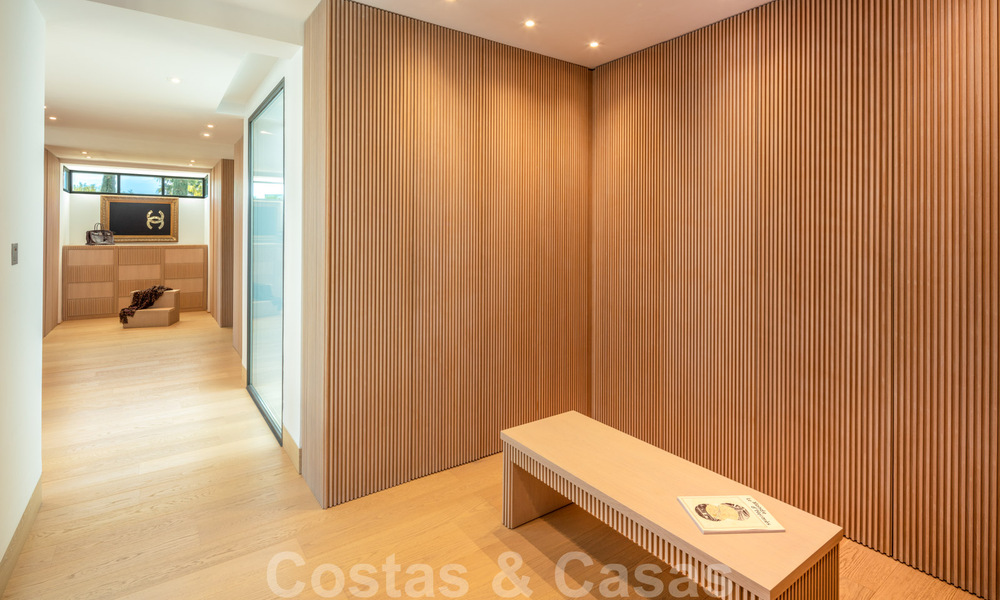 Prestigieuze, eigentijdse mediterrane villa te koop, eerstelijns golf in vijfsterren golfresort in Benahavis - Marbella 39030