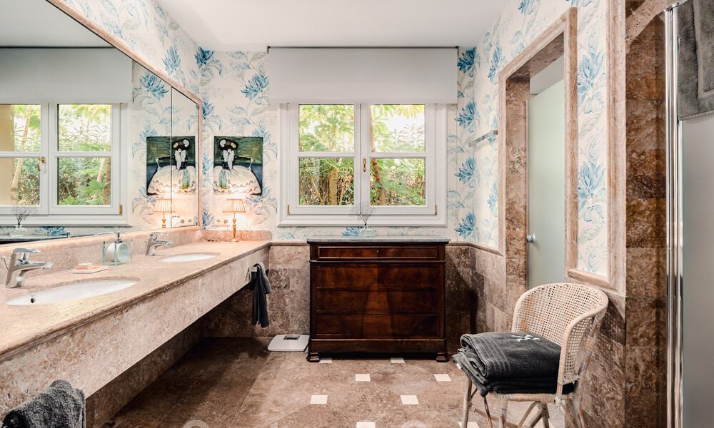 Luxevilla in sfeervolle, Mediterrane bouwstijl te koop met zeezicht in een vijfsterren golfresort in Benahavis - Marbella 39277