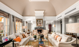 Luxevilla in sfeervolle, Mediterrane bouwstijl te koop met zeezicht in een vijfsterren golfresort in Benahavis - Marbella 39292 